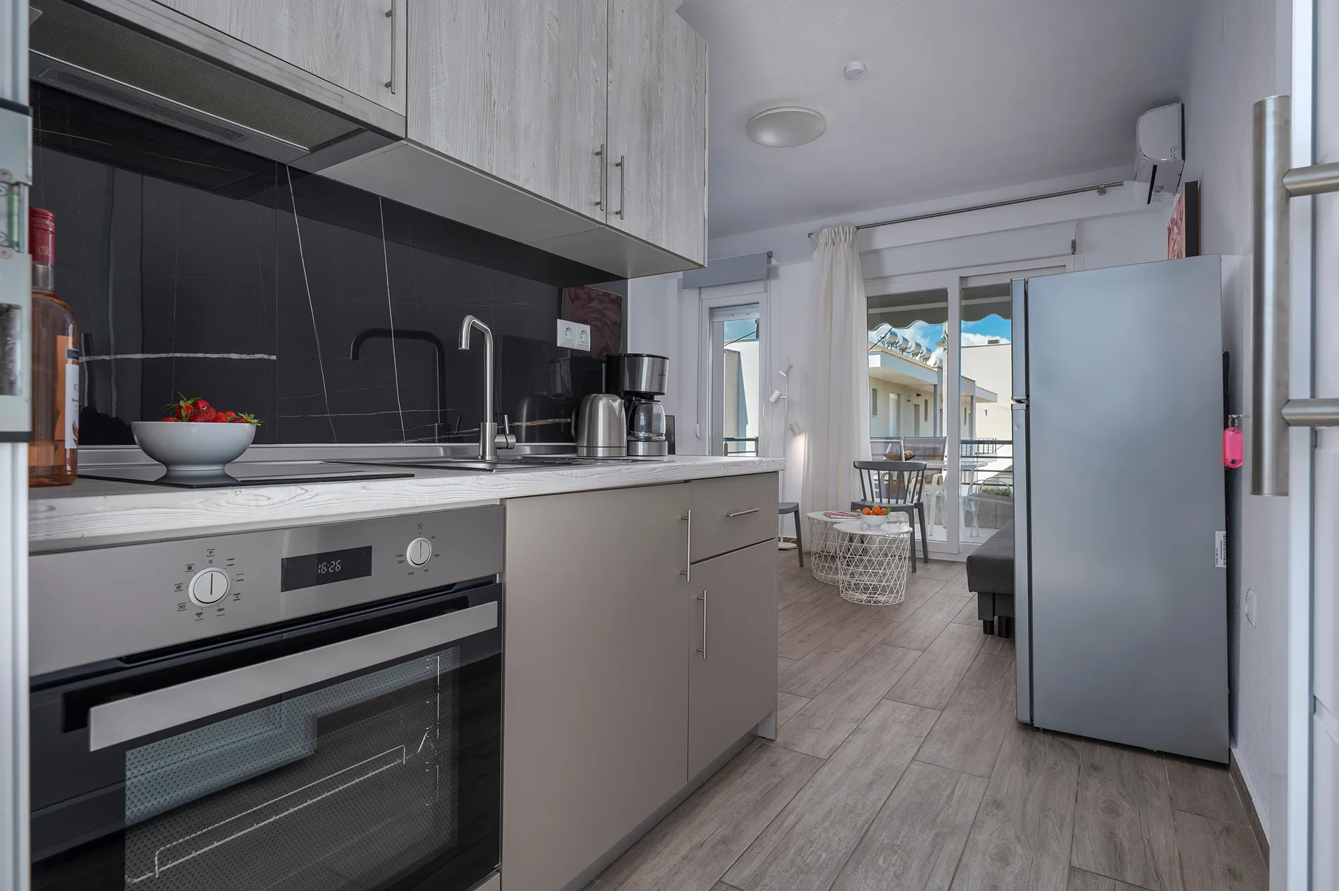 Sea La Vie Villas-Two Bedroom Apartment Upper Floor Danai 7 Complex kuhinja